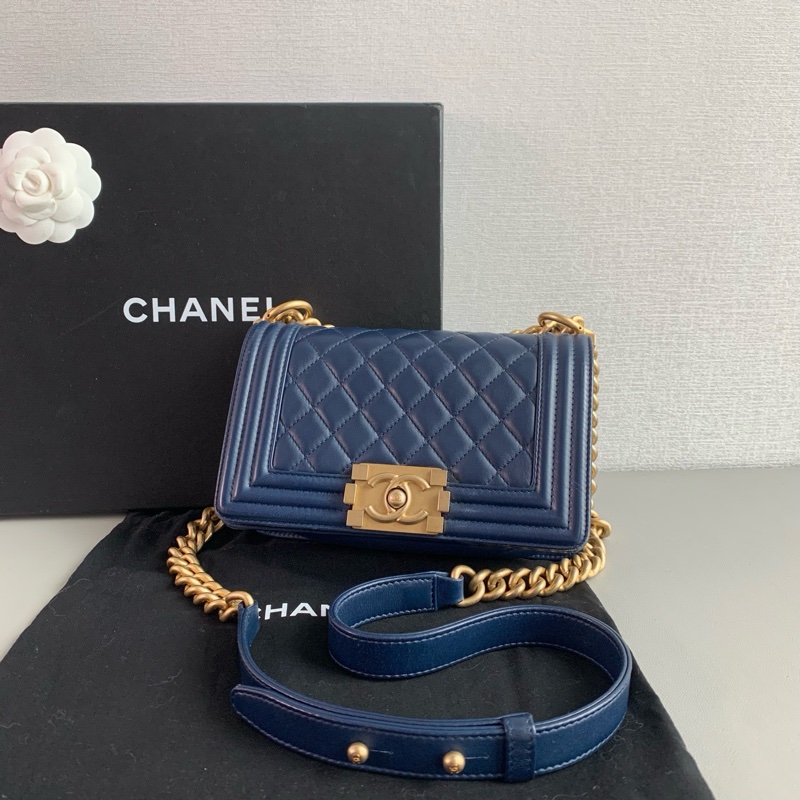 Chanel 香奈兒 海軍藍金扣羊皮 leboy小號💙-2