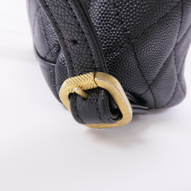 CHANEL 牛皮皮革Backpack金扣背包-5