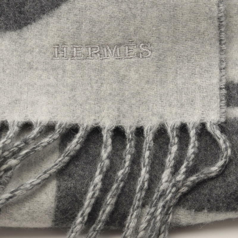HERMES Maillon TGM Gris Cine Claire 法蘭絨圍巾 羊絨 灰色 二手 男款-4