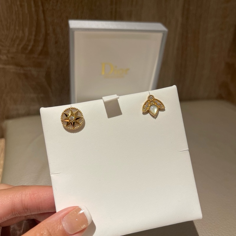 全新Dior 珍珠貝+珍鑽耳環一對-5