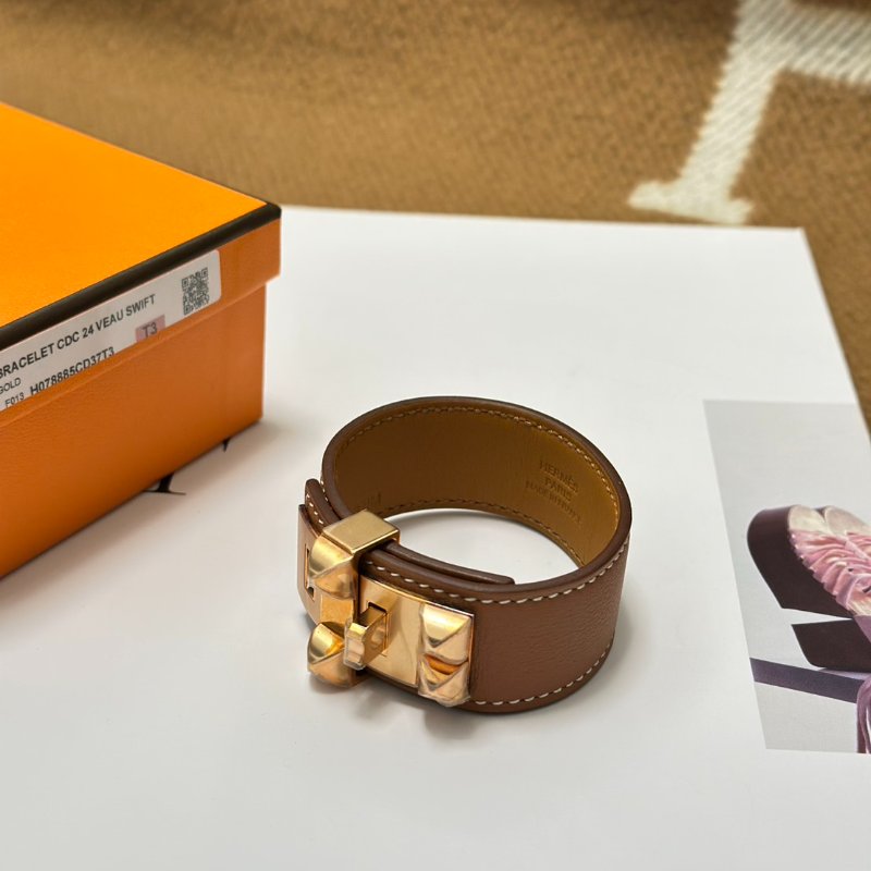 HERMES Collier de Chien 24 小牛皮手鐲 - T3 金棕金 U-0