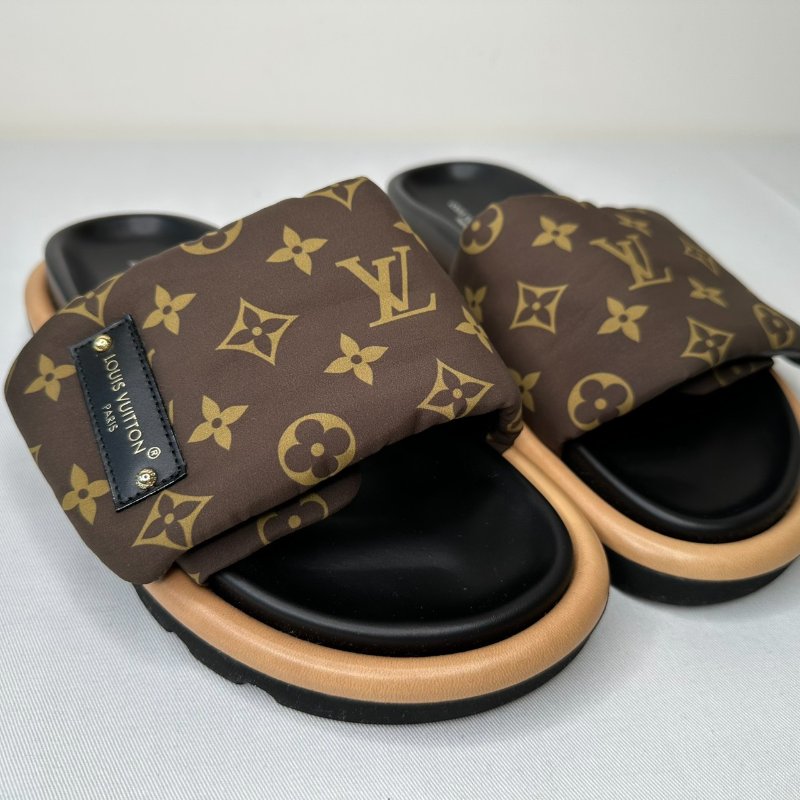 LV Pool Pillow平底涼鞋-4