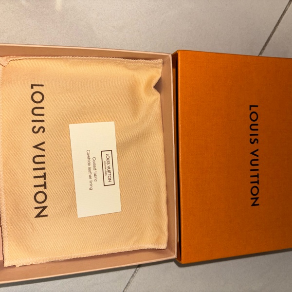 LV 老花黑武士 M62294 （非常新）-16