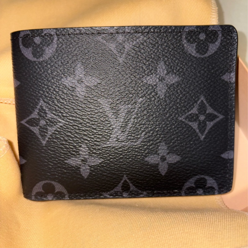 LV 老花黑武士 M62294 （非常新）-17