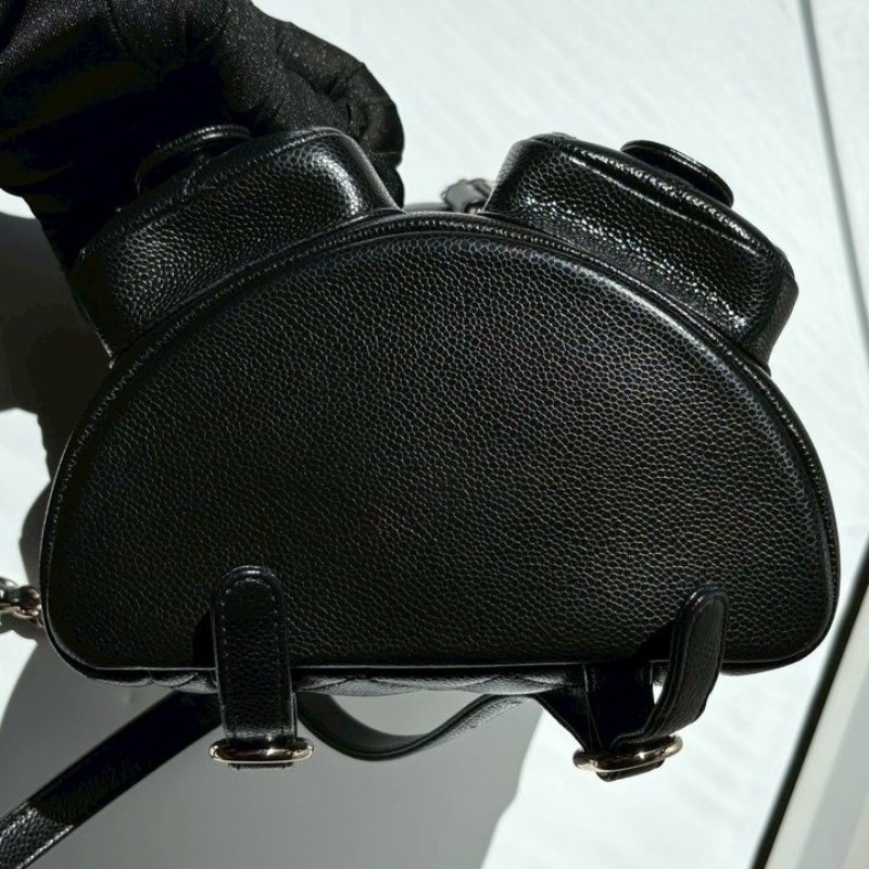 Chanel 淡金鍊黑荔枝皮小號後背包 Duma-10