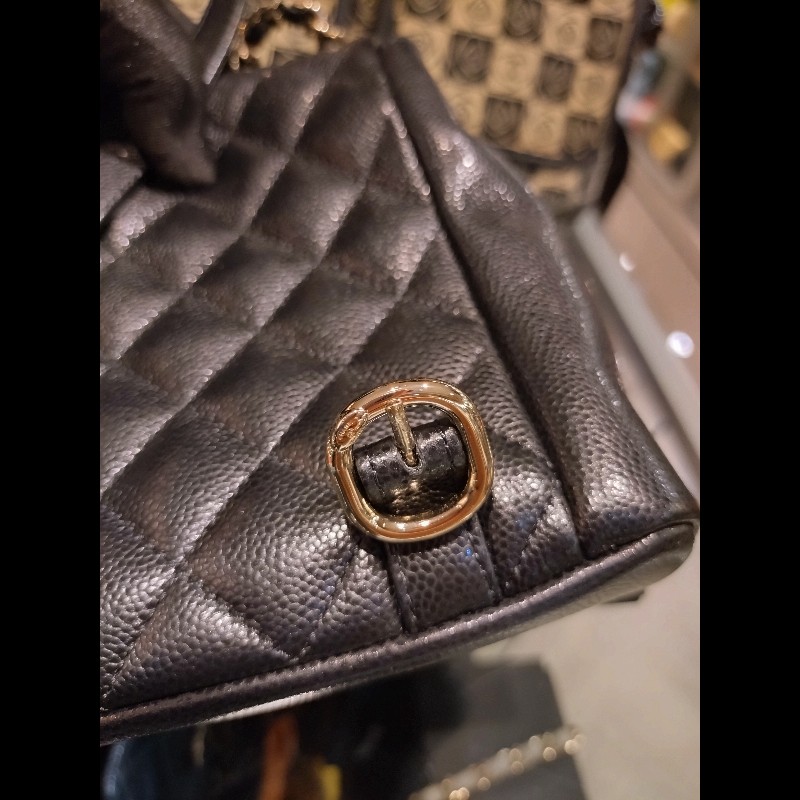 Chanel 淡金鍊黑荔枝皮小號後背包 Duma-24