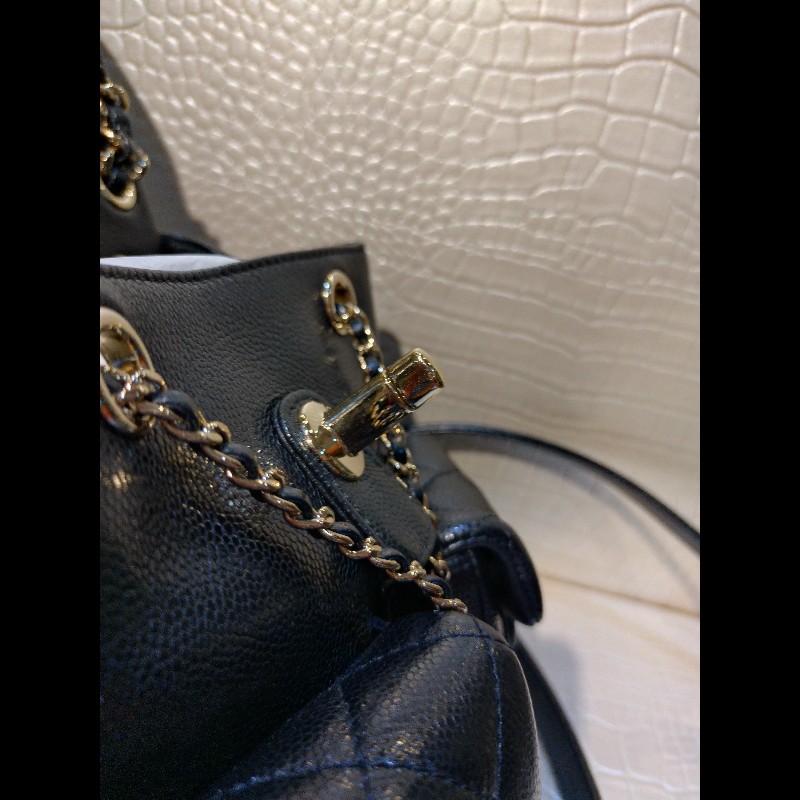 Chanel 淡金鍊黑荔枝皮小號後背包 Duma-30