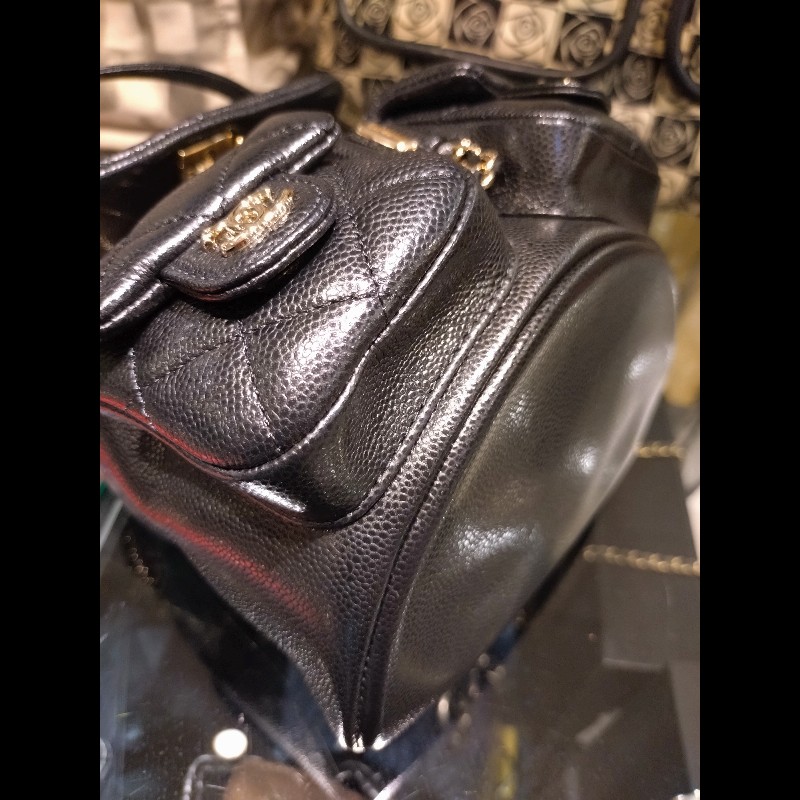 Chanel 淡金鍊黑荔枝皮小號後背包 Duma-33