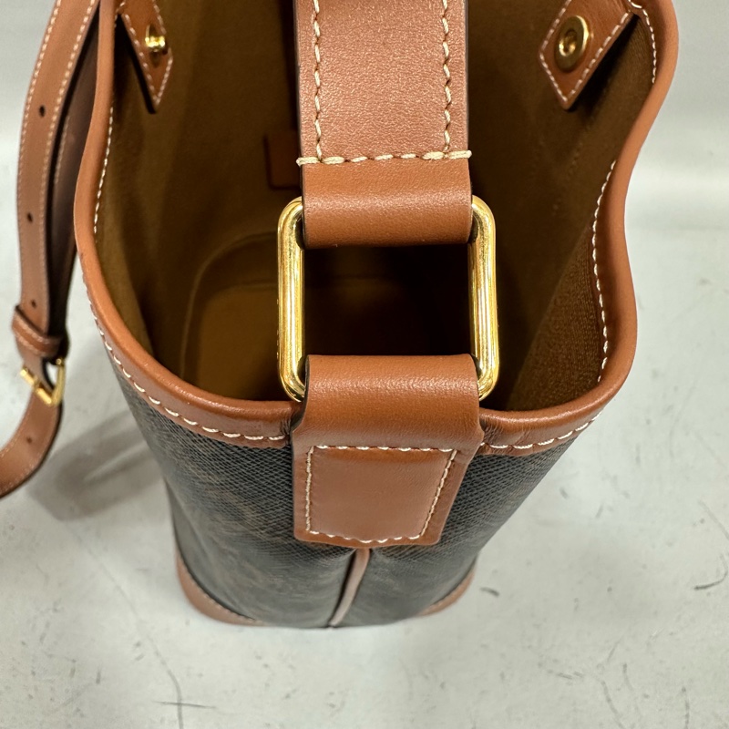 Celine 191442 老花凱旋門金釦水桶包TRIOMPHE BUCKET-11