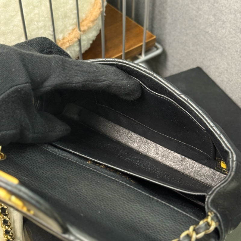 (稀有釋出)Chanel coco17 extra mini 黑金荔枝皮-13