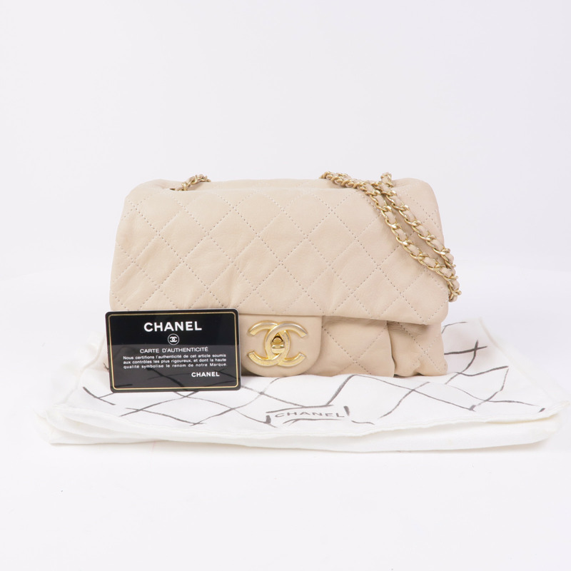 CHANEL 牛皮皮革Flap Bag金扣鏈帶肩背袋-21
