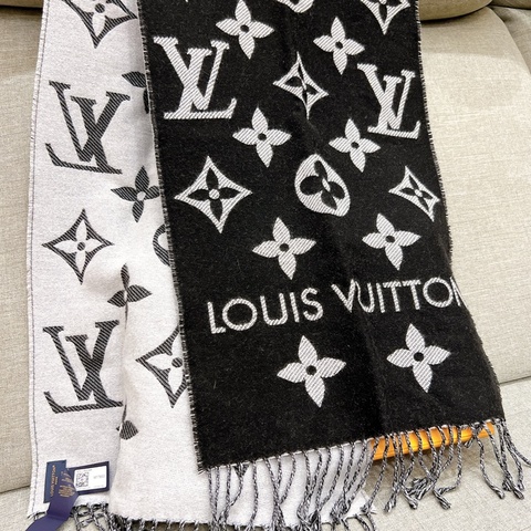 LV essential 爆款圍巾