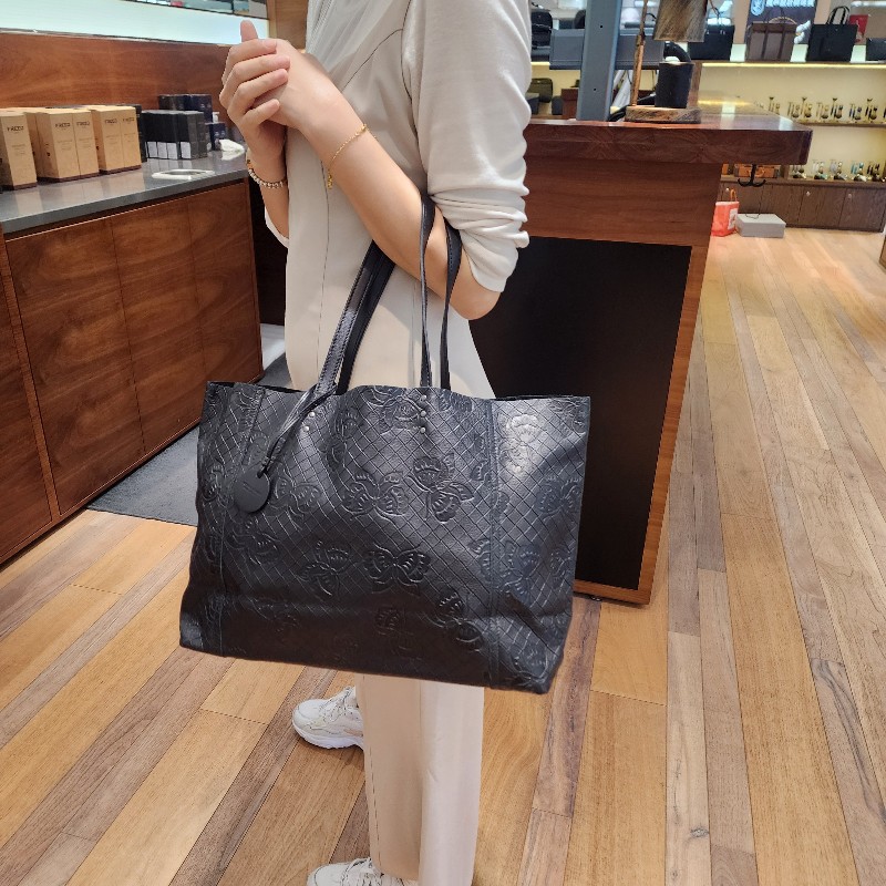 Bottega Veneta牛皮印花托特包-10