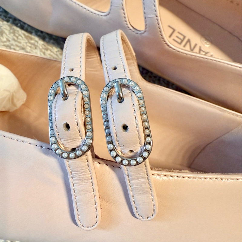 Chanel珍珠釦瑪莉珍鞋 37.5-7