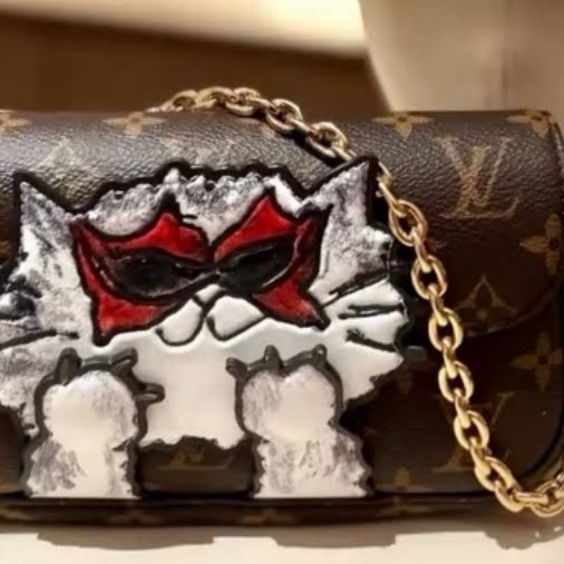 全新 路易威登與 Grace Coddingon 同行系列 Wallet on Chain Ivy M15148-0