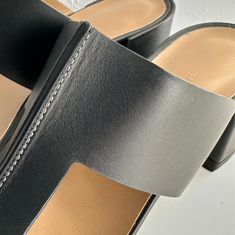 Hermes h黑色跟鞋 美到包色還貼底-2