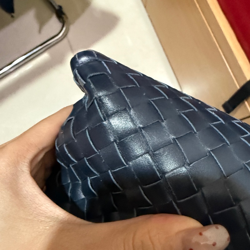 bv藍色直立斜背包-12