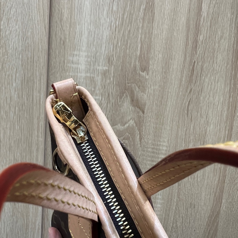 LV 原花金釦Neverfull BB手提斜背包M46705-13