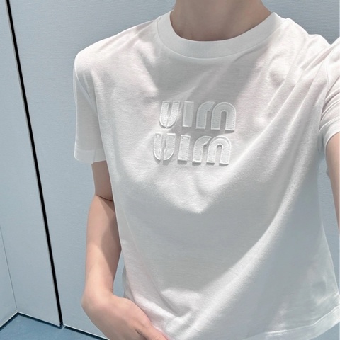Miu Miu 熱門款logo短T #xs
