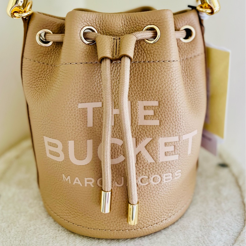 Marc Jacobs 奶茶水桶包(小款)-10