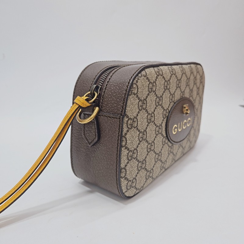 Gucci pvc拼咖牛皮霧金扣虎頭相機斜背包-3
