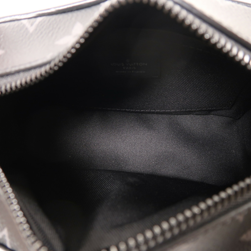 LOUIS VUITTON Monogram Eclipse Mini Soft Trunk肩背袋-4