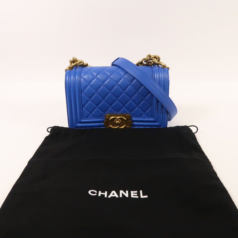 CHANEL 羊皮皮革Boy 20金扣鏈帶肩背袋-9