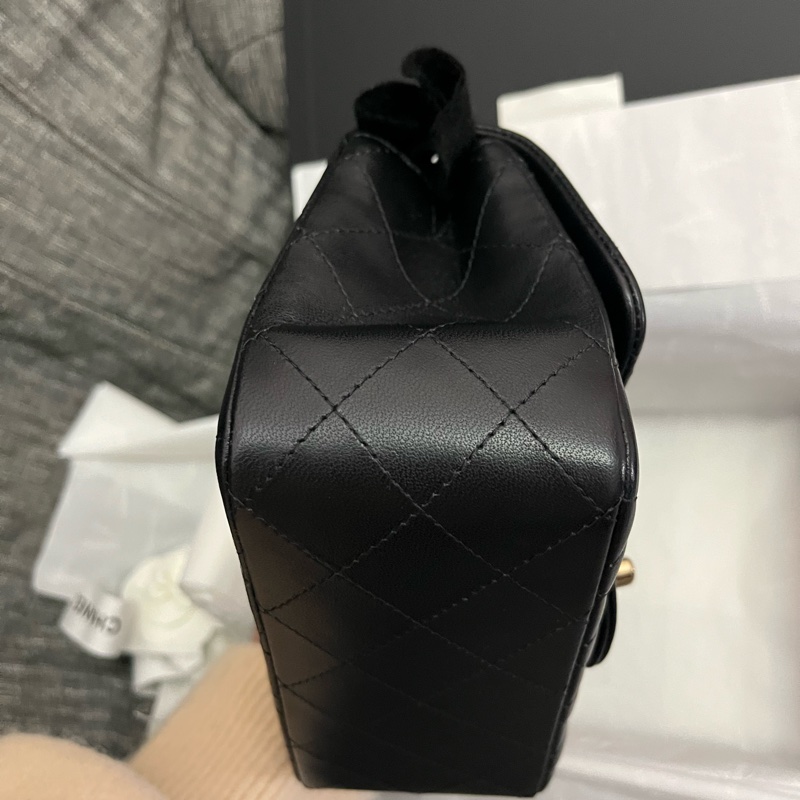 香奈兒經典方胖羊皮淡金-10
