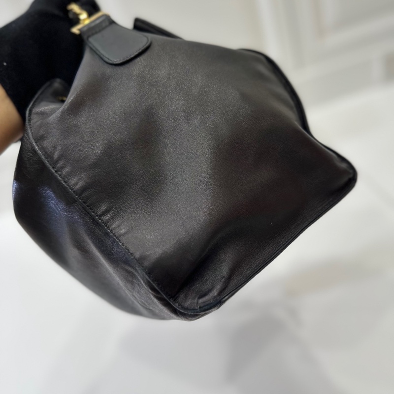 Chanel vintage 大C logo黑金 羊 子母包 水桶包 斜背包 肩背包 側背包 手提包-11