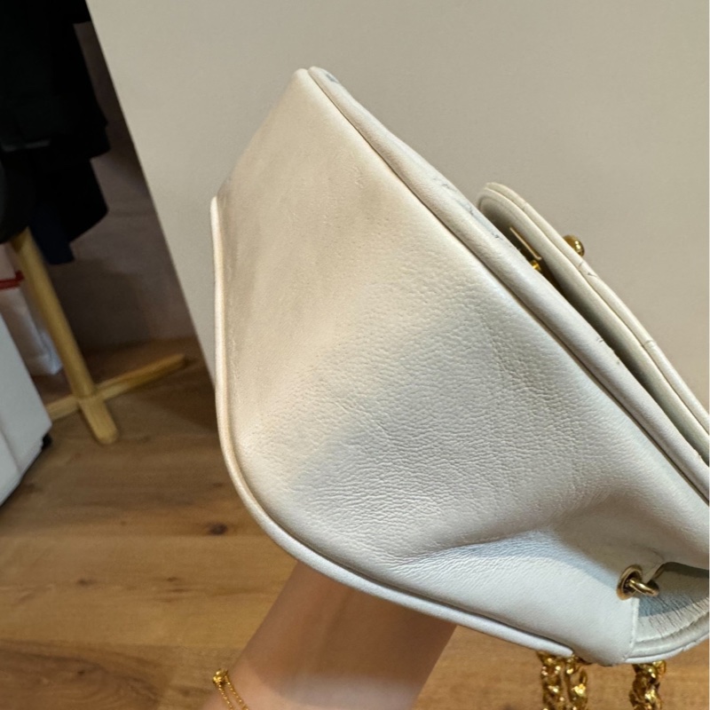 chanel vintage lambskin mini matelasse 白雪公主 雕花釦 雕花鏈 元寶包 斜背包 肩背包 側背包 手提包-13