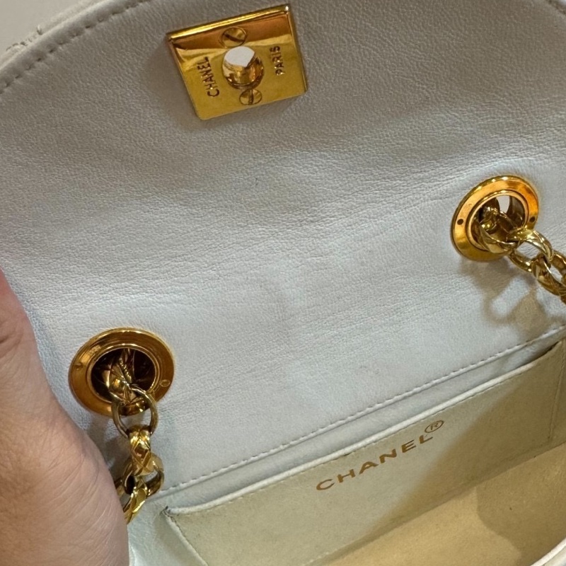chanel vintage lambskin mini matelasse 白雪公主 雕花釦 雕花鏈 元寶包 斜背包 肩背包 側背包 手提包-22