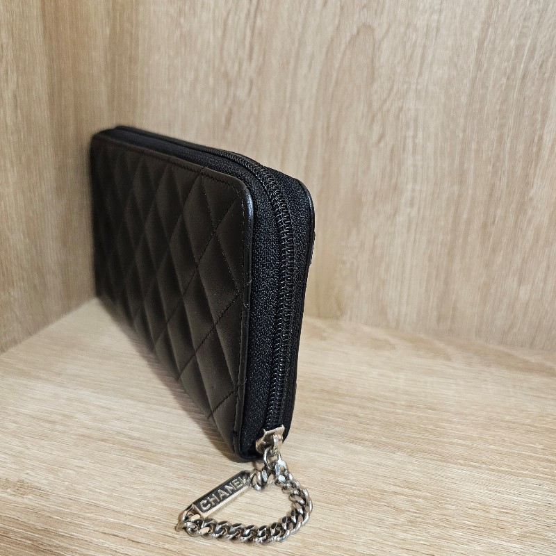 [絕版品好物件😊] Chanel 黑牛皮菱格康朋銀釦拉鏈長夾-2