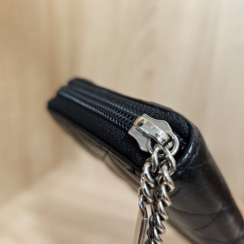 [絕版品好物件😊] Chanel 黑牛皮菱格康朋銀釦拉鏈長夾-18