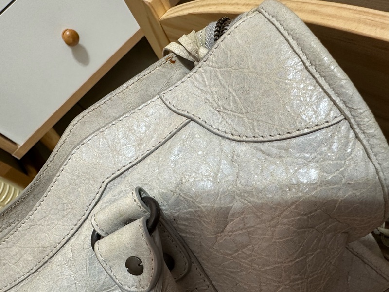 BALENCIAGA象牙灰機車包(二手)-2
