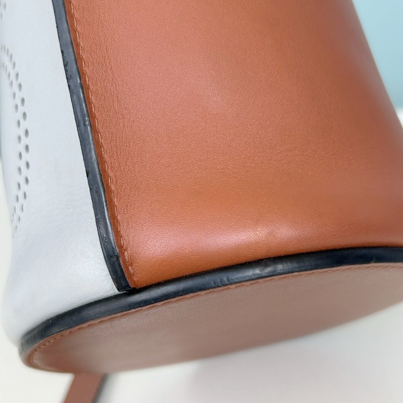 Loewe羅意威白拼焦糖Gate bucket水桶包 肩背包 斜背包-5