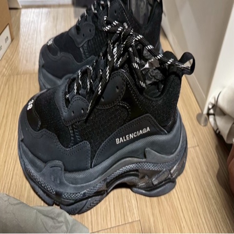 巴黎世家老爺鞋