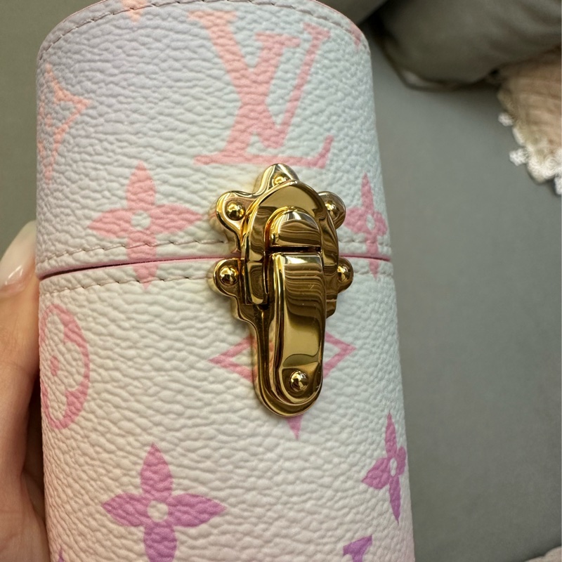 lv 香水套-3