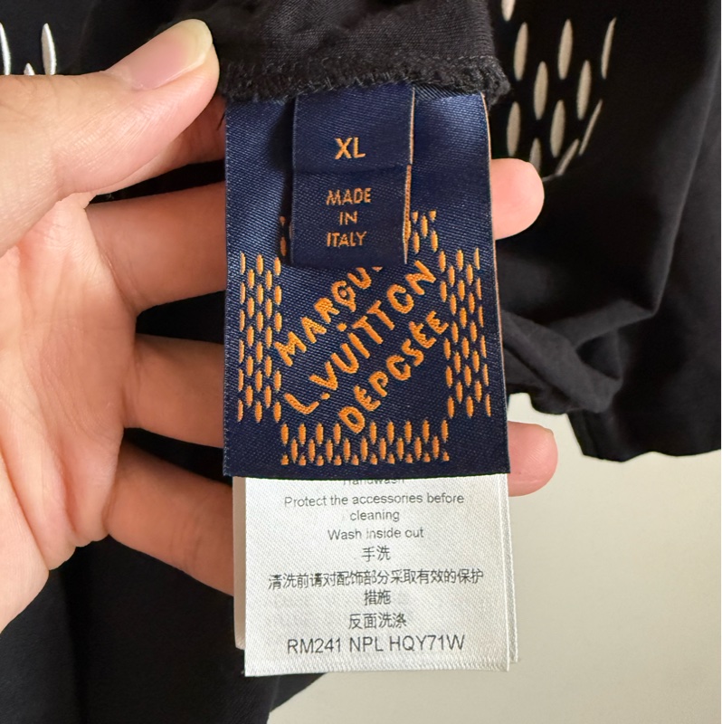 Louis Vuitton LV菲董黑色珍珠刺绣字母短袖-1