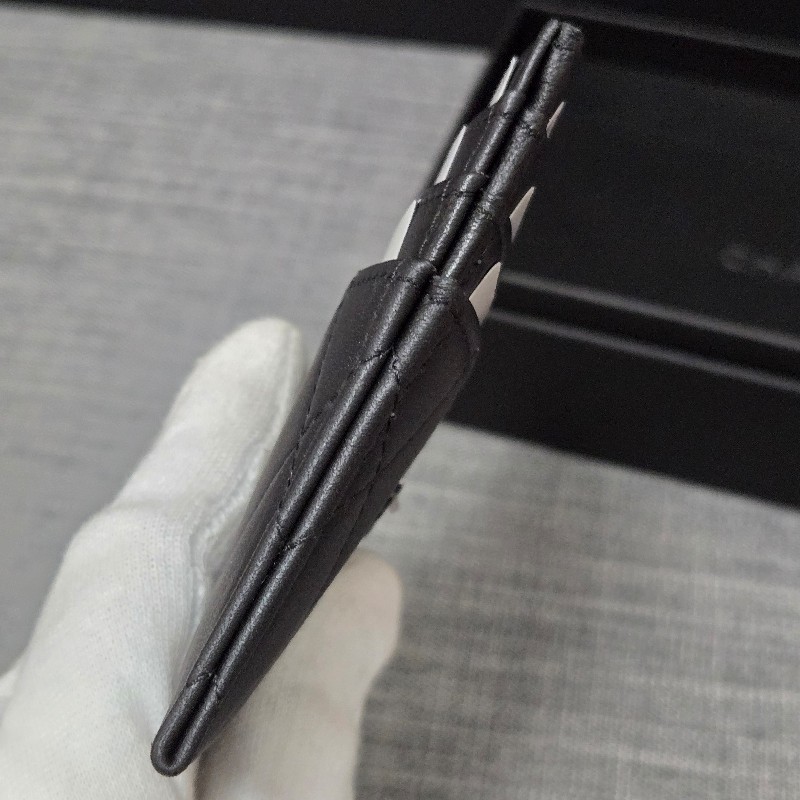 CHANEL 25c So black
雙 C logo 薄型卡片夾 卡夾 卡包-11