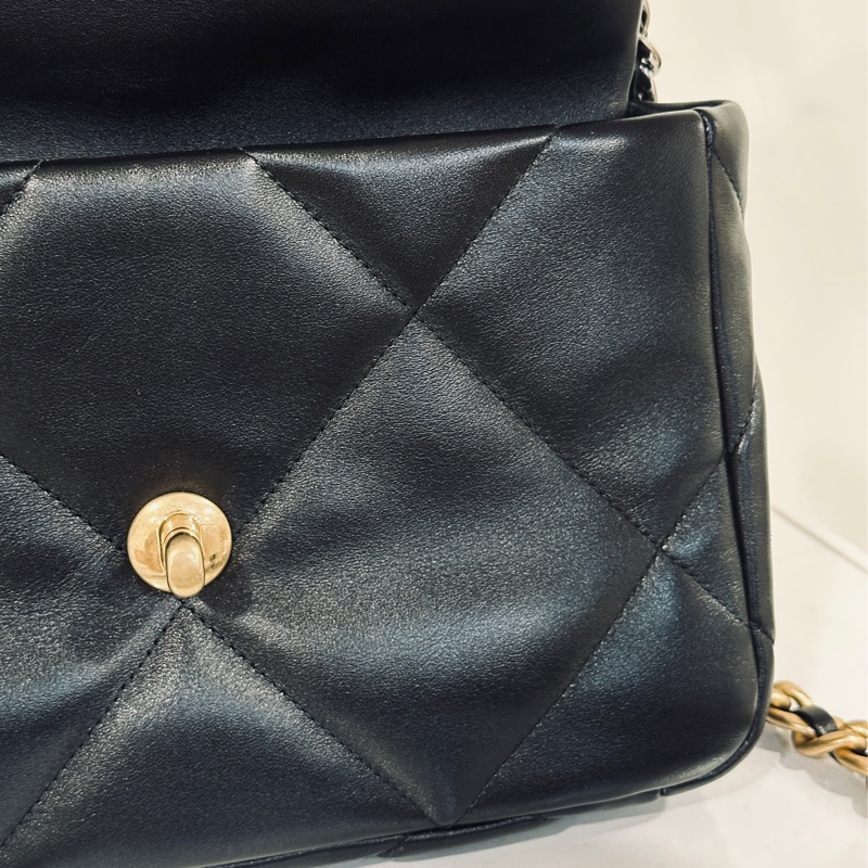 🈶22年台灣購證 #全新 #芯片款全網最低 香奈兒黑金19bag小號 #全配🉑送禮-23