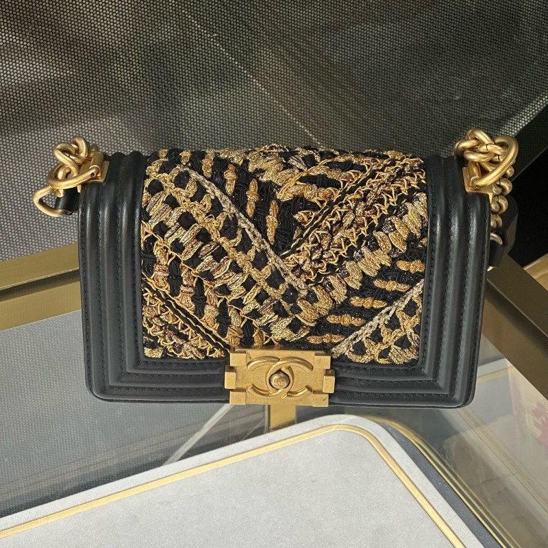 CHANEL/香奈兒 LEBOY 金屬翻蓋 小牛皮 口蓋包 小號 黑金拼色 肩背包-2