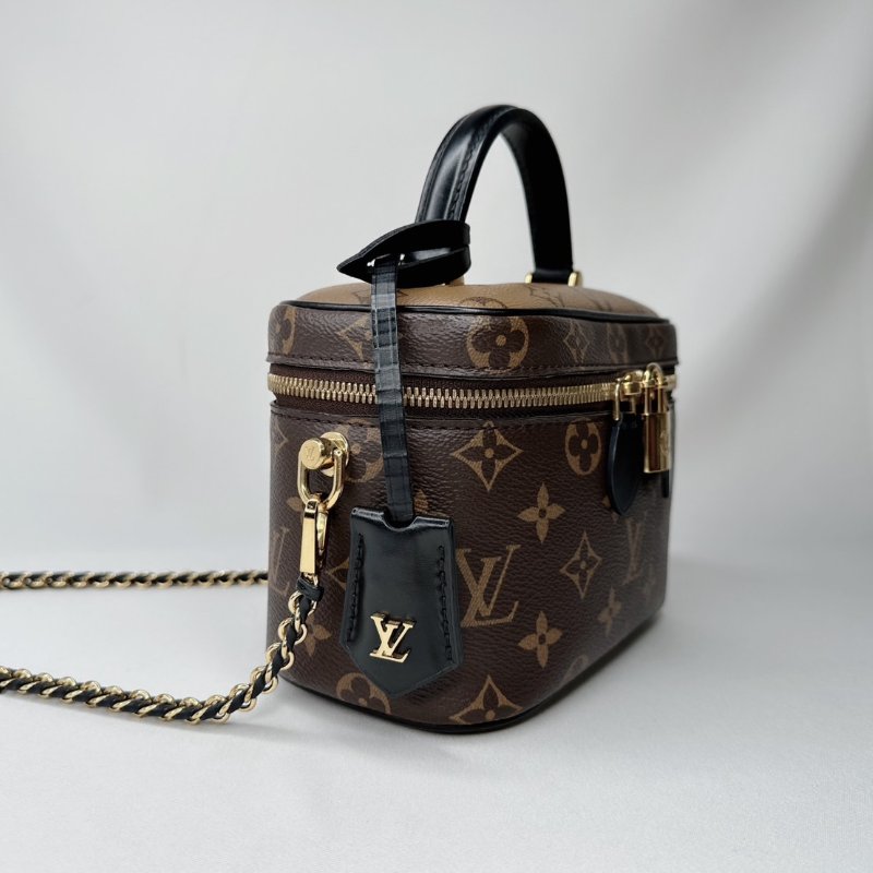 LV Vanity PM鏈帶化妝箱包-3
