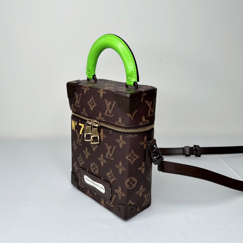 LV Vertical Box Trunk盒子包-2