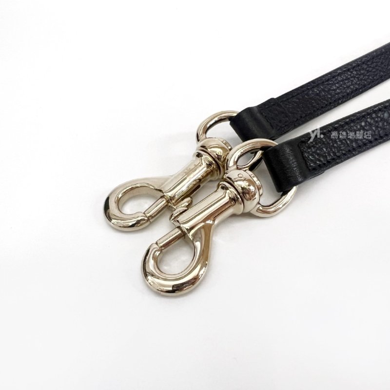 ❣Gucci 黑小牛皮壓紋Emblem淡金釦粗鏈條三層肩斜背包-12