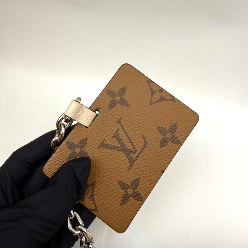 LOUIS VUITTON Marellini系列 可拆卸可調節肩帶 Epi粒面牛皮革 腋下包/單肩/斜揹/手提女款 白色-7