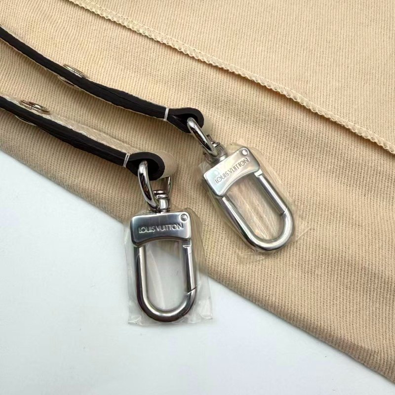 LOUIS VUITTON Marellini系列 可拆卸可調節肩帶 Epi粒面牛皮革 腋下包/單肩/斜揹/手提女款 白色-8