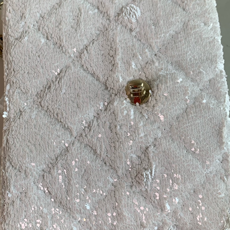 Chanel 香奈兒25B 亮片金扣白色後背包-14