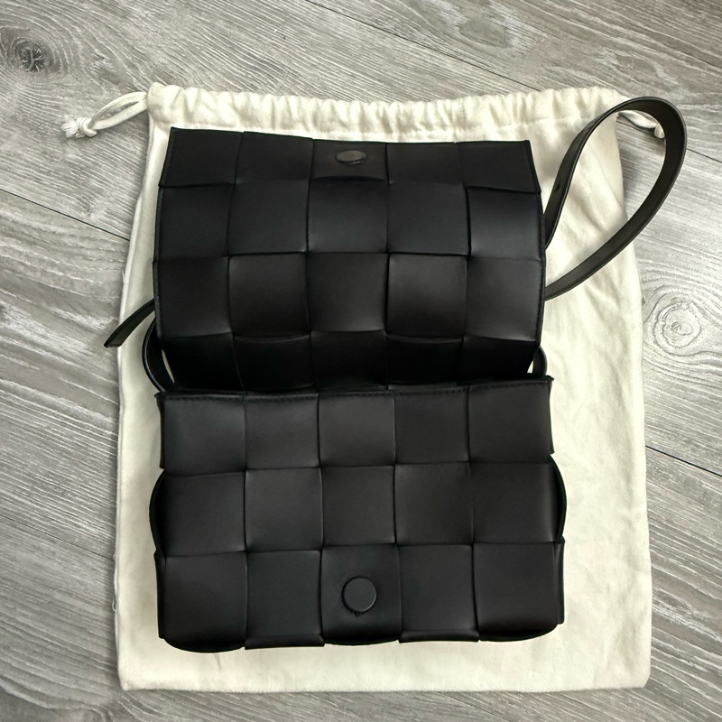 bottega veneta cassette 經典15格-1