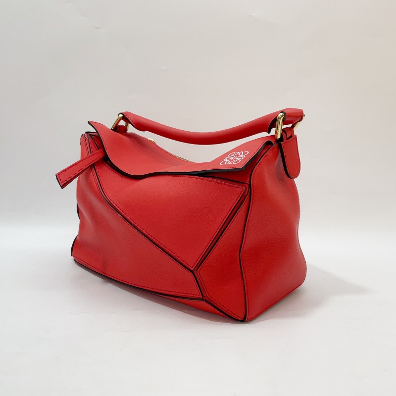 Loewe 紅色牛皮拉鍊puzzle手提側背包-2