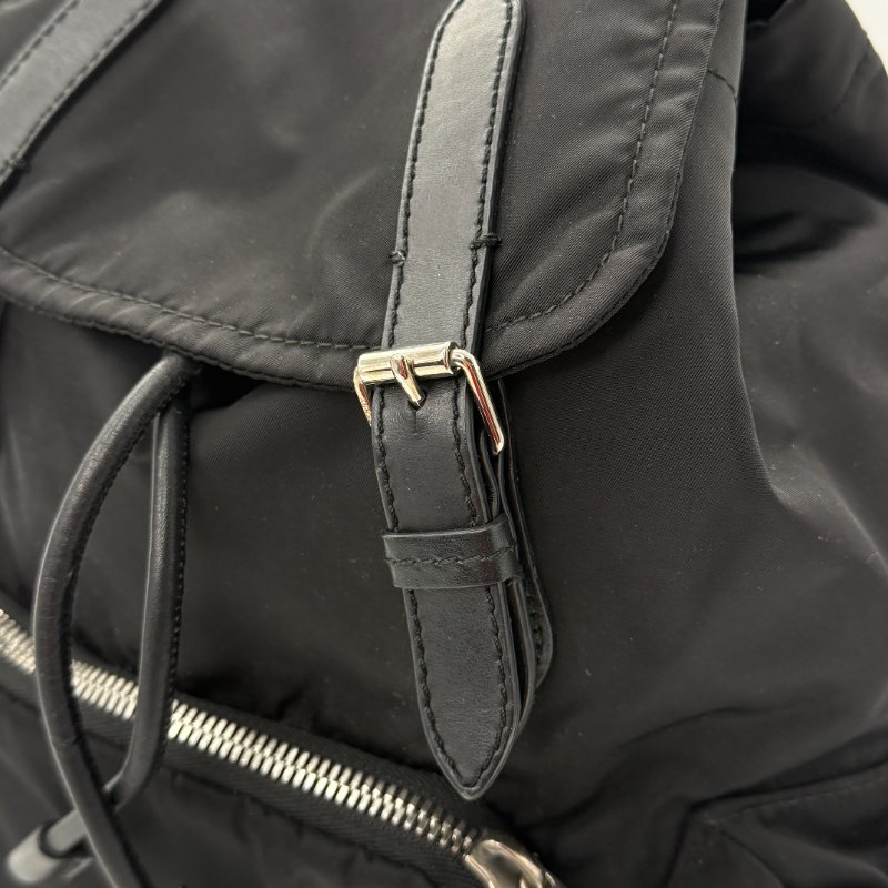 BURBERRY 巴寶莉 黑色尼龍 白色LOGO 雙肩包-11